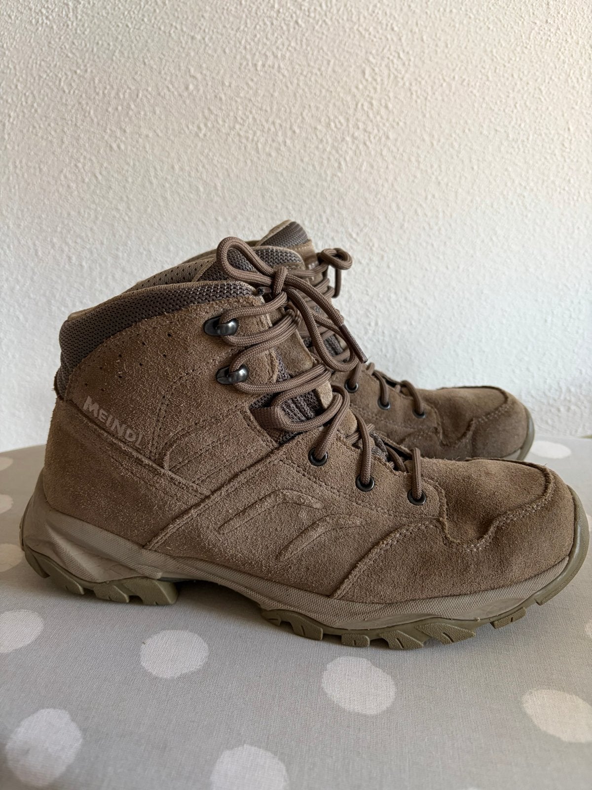 Meindl wandelschoenen maat 40 - Zo goed als nieuw, Sport en Fitness, Bergsport en Wandelen, Ophalen, Zo goed als nieuw, Schoenen