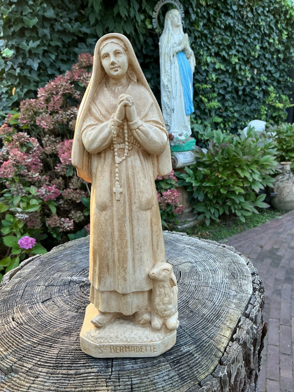 Prachtig Galy Lourdes Beeld ❤️ St. Bernadette met Lammetje, Antiek en Kunst, Ophalen of Verzenden
