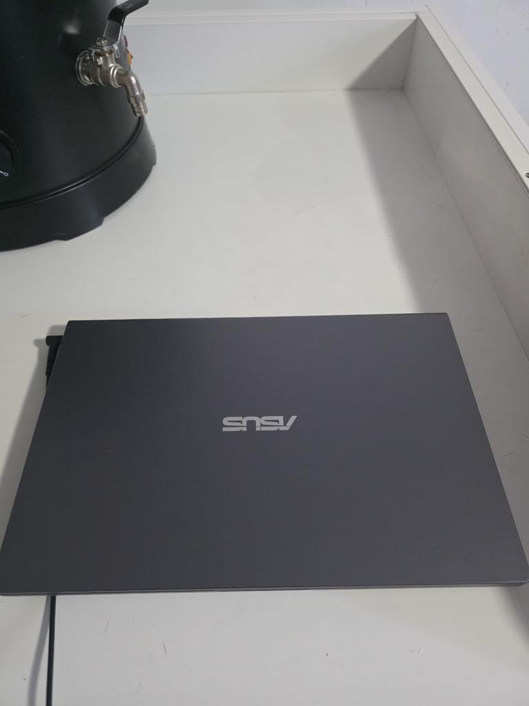 Titel : ASUS VivoBook X415 i3 8GB SSD Snelle Laptop, 2 tot 3 Ghz, 14 inch, Ophalen of Verzenden, Zo goed als nieuw