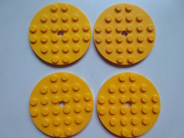 nr. 9374, 4 Bright light orange ronde platen, 6x6, Ophalen of Verzenden, Zo goed als nieuw, Complete set, Lego