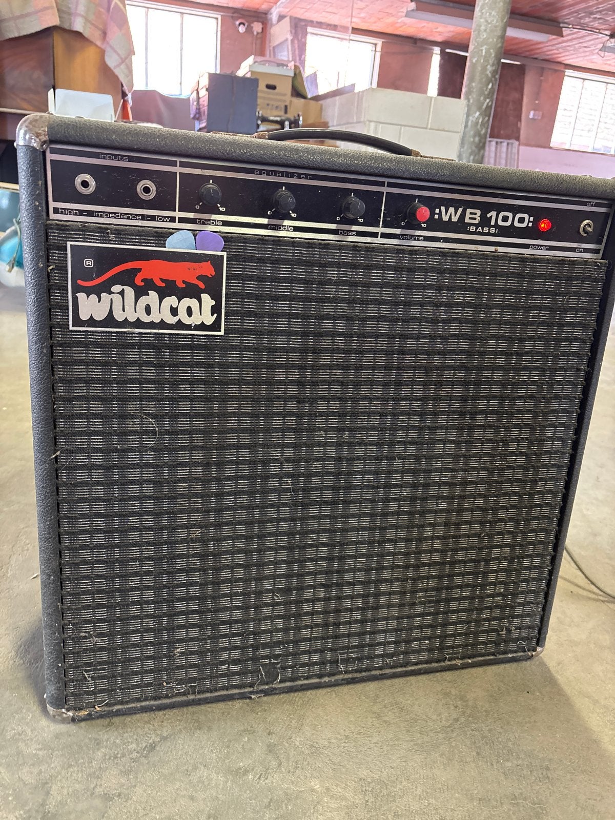 Wildcat WB 100 Bass Versterker, Ophalen, Gebruikt, Basgitaar, 100 watt of meer
