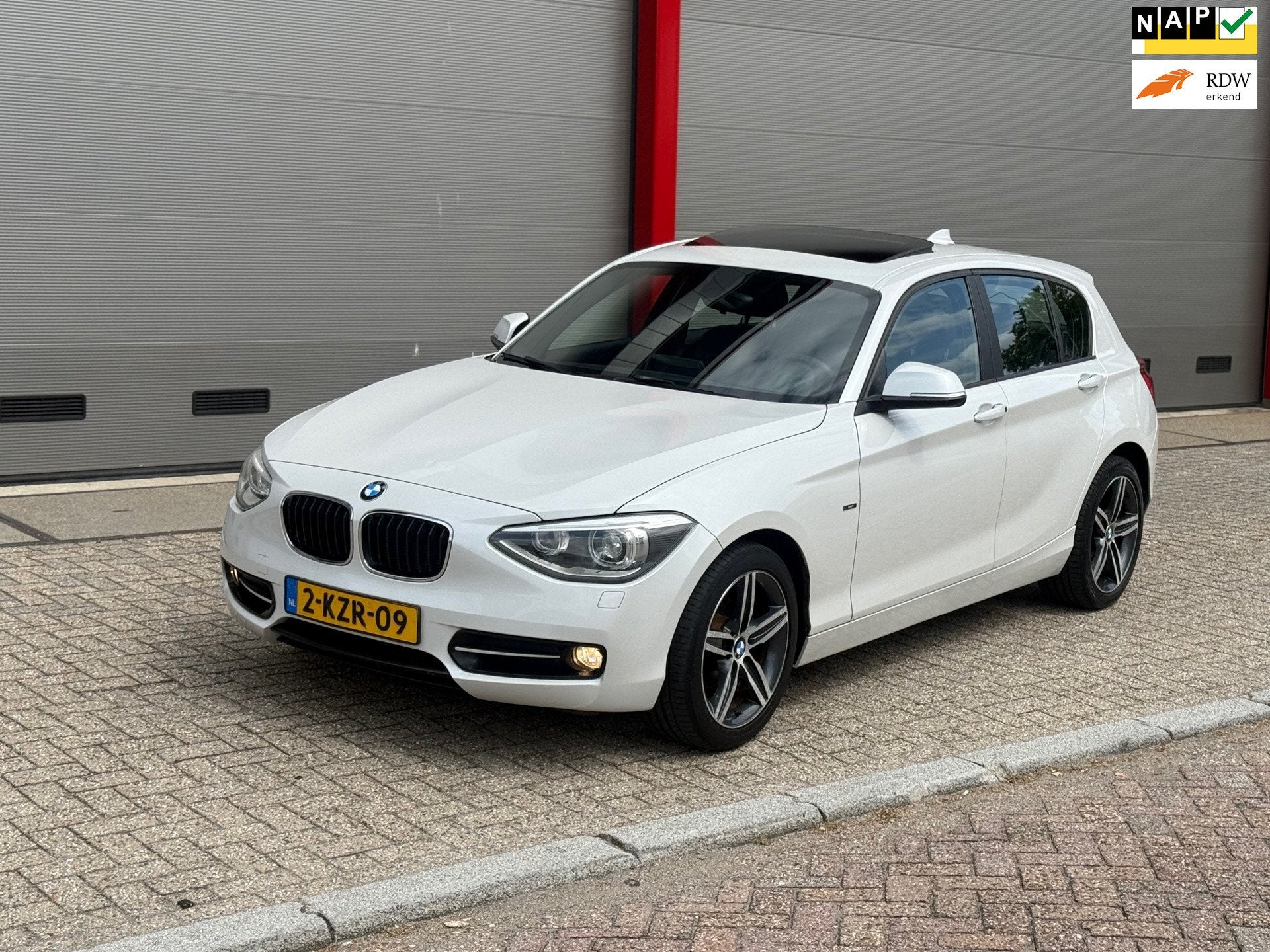 BMW 1-serie 114i Business+ | dealeronderhouden | zeer lage k, Auto's, BMW, Bedrijf, Te koop, 1-Serie, ABS, Airbags, Airconditioning