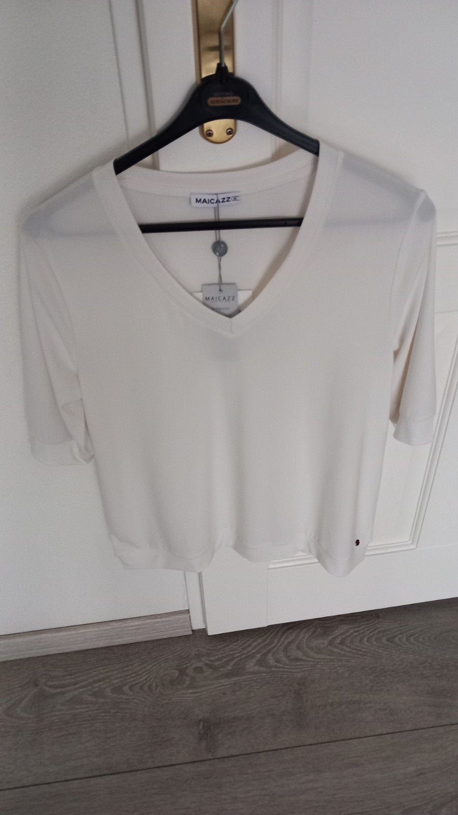 TRAVEL *MAICAZZ*OFF WHITE TRAVEL TOP/SHIRT NIEUW!!, Maat 38/40 (M), MAICAZZ., Wit, Nieuw
