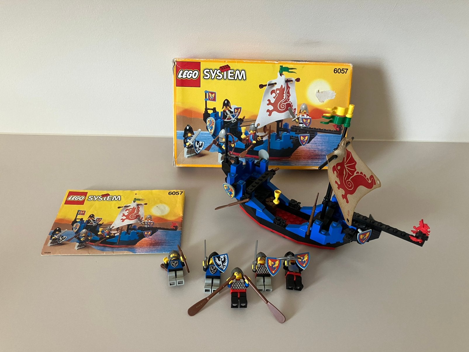 Lego 6057 met doos - Castle Ridder, Gebruikt, Ophalen of Verzenden, Castle, Complete set
