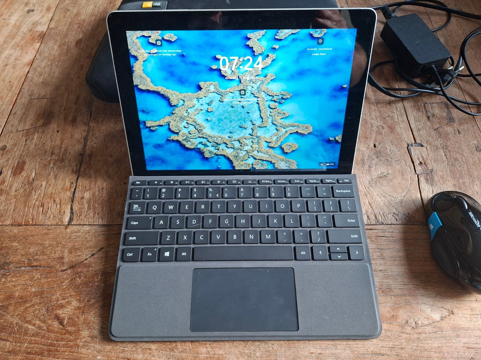 Microsoft Surface Go (8GB RAM, 128GB opslag) met accessoires, Computers en Software, 10 inch, Ophalen of Verzenden, 128 GB, Wi-Fi