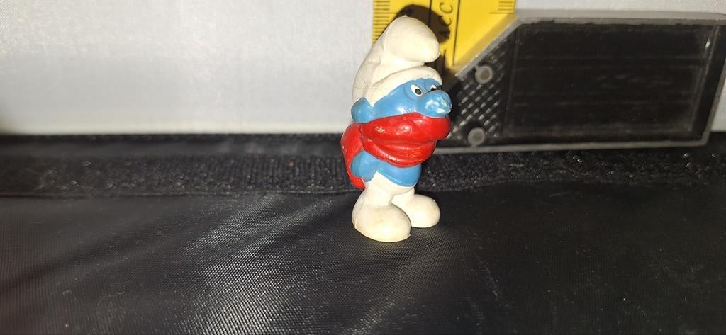 Smurf poppetje met sjaal peyo (001), Overige Smurfen, ., Ophalen of Verzenden, Zo goed als nieuw