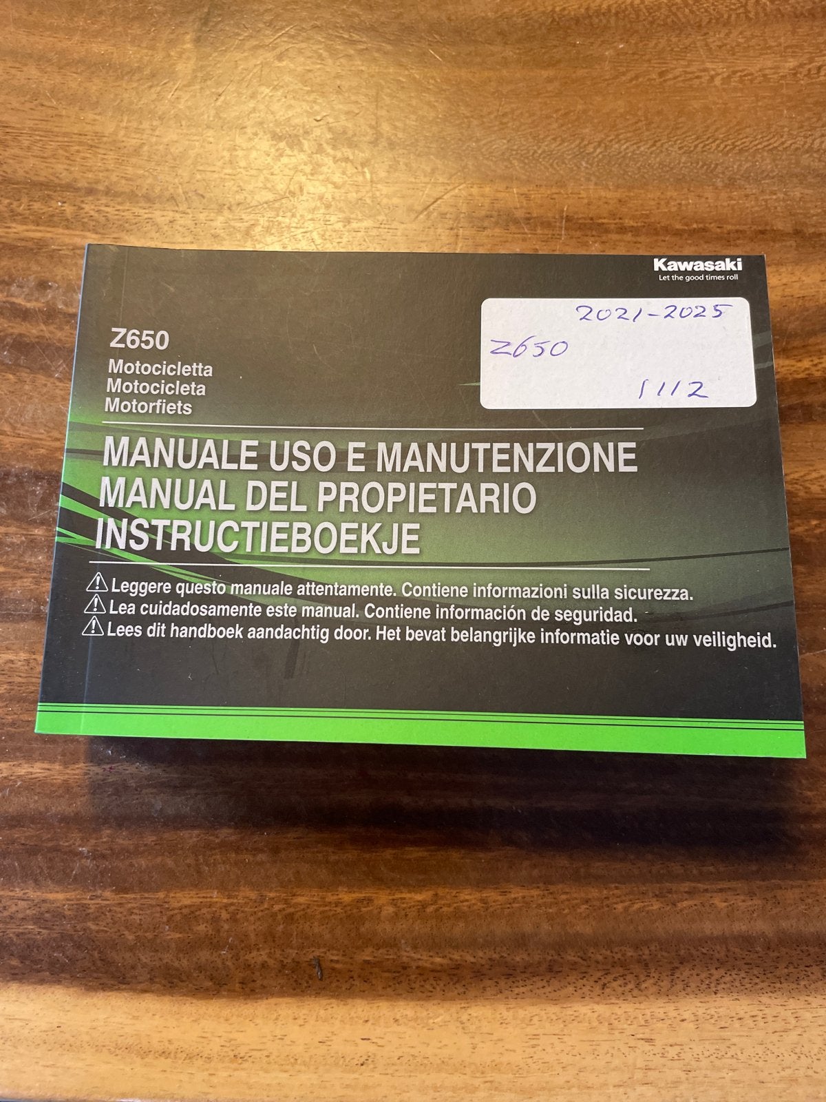 Kawasaki Z650 Instructieboekje (2021-2025), Motoren, Ophalen of Verzenden, Kawasaki