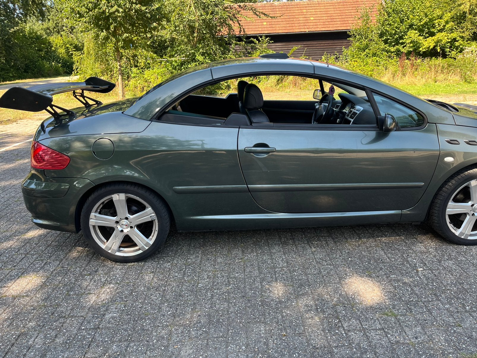 Peugeot 307 2.0 16V CC 2004 Groen, Auto's, Peugeot, 4 cilinders, Cabriolet, 4 stoelen, Leder