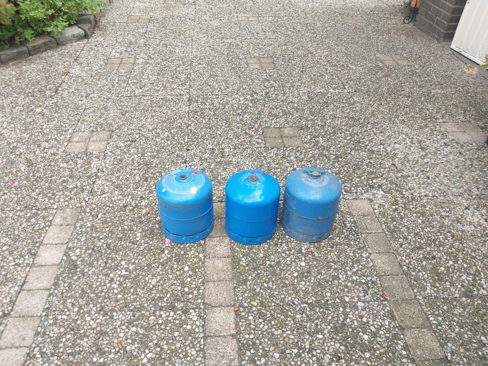 3x gasfles 907 waarvan 1 voor meer dan de helft vol., Caravans en Kamperen, Ophalen