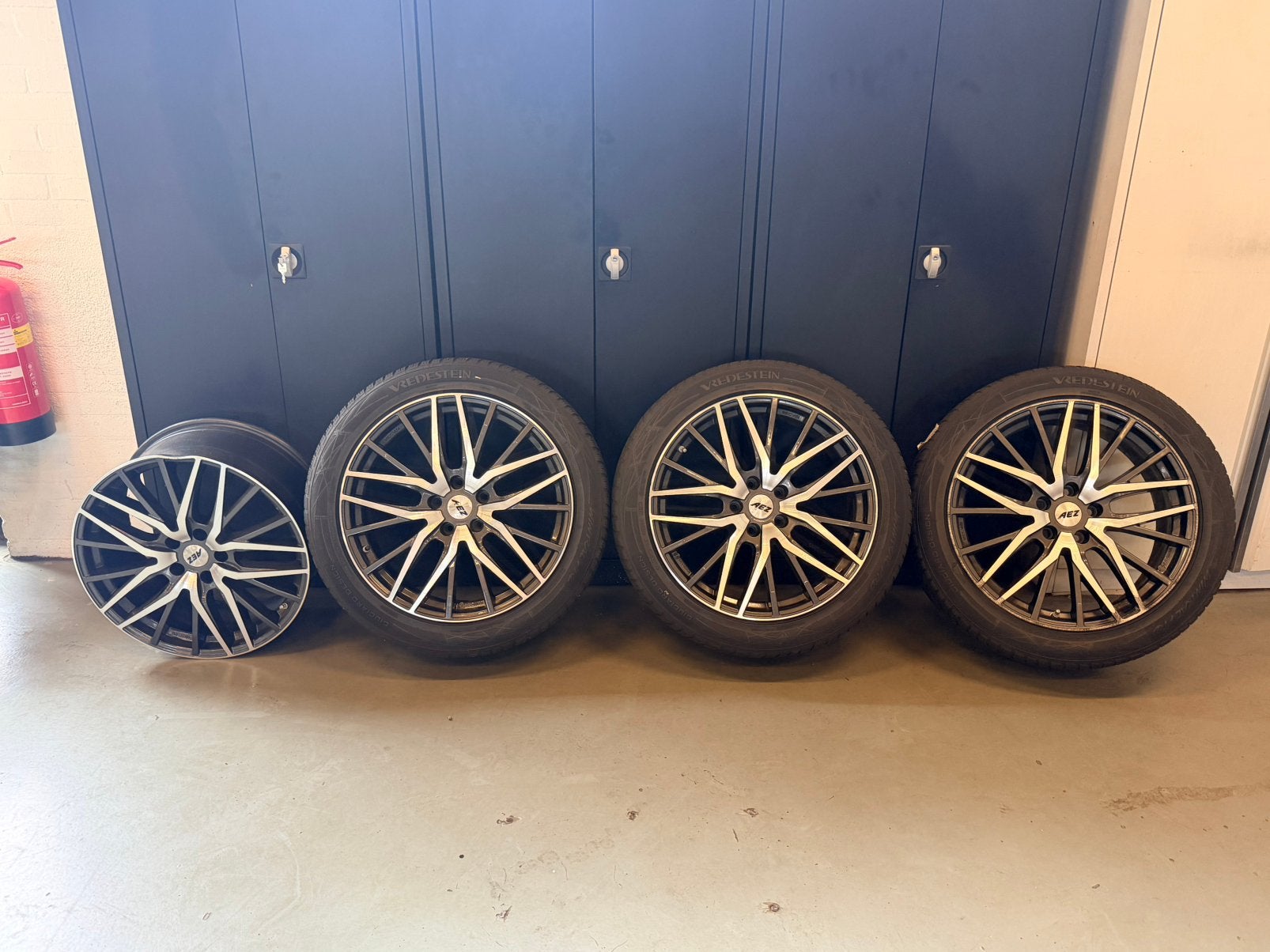5x120 Tesla model S/X velgen met banden 255/45/20”, Auto-onderdelen, Ophalen, 255 mm, Winterbanden, Band(en)