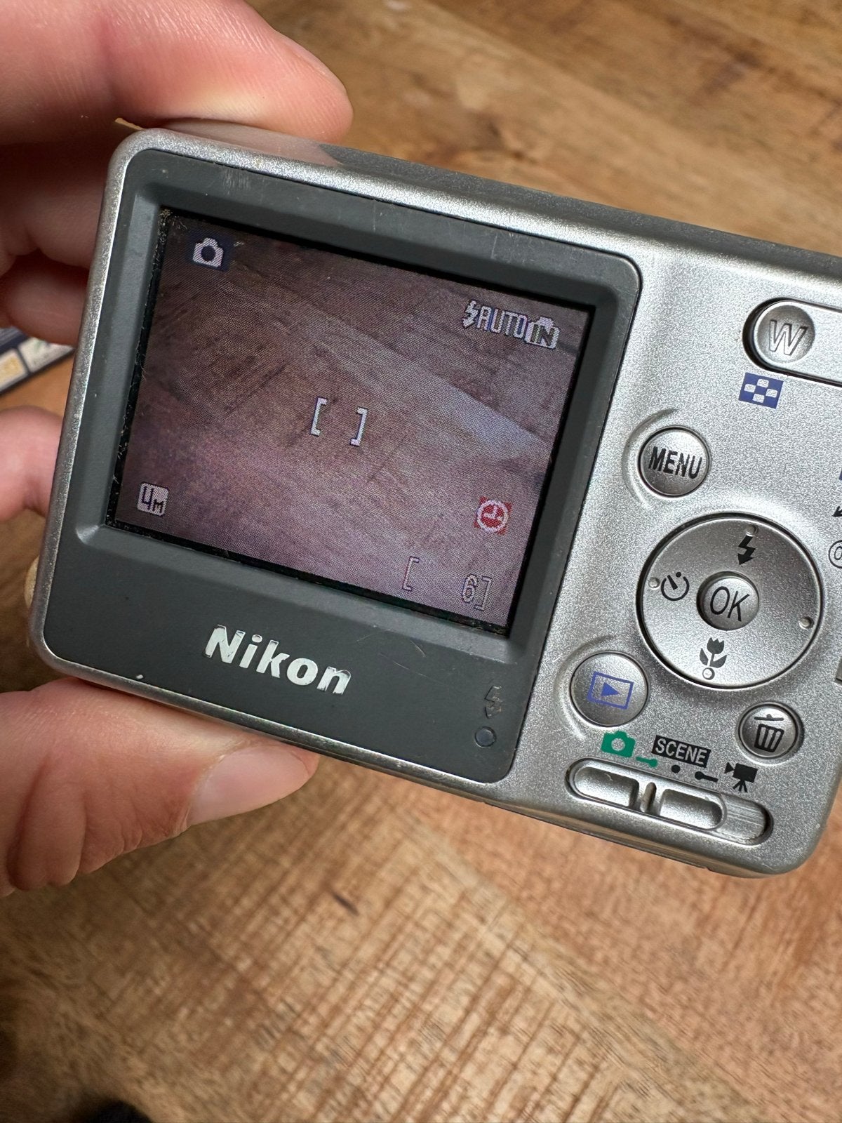 Nikon Coolpix L4 Digitale Camera - 4.0 Megapixels, 3x Zoom, Gebruikt, Compact, Ophalen of Verzenden, Nikon
