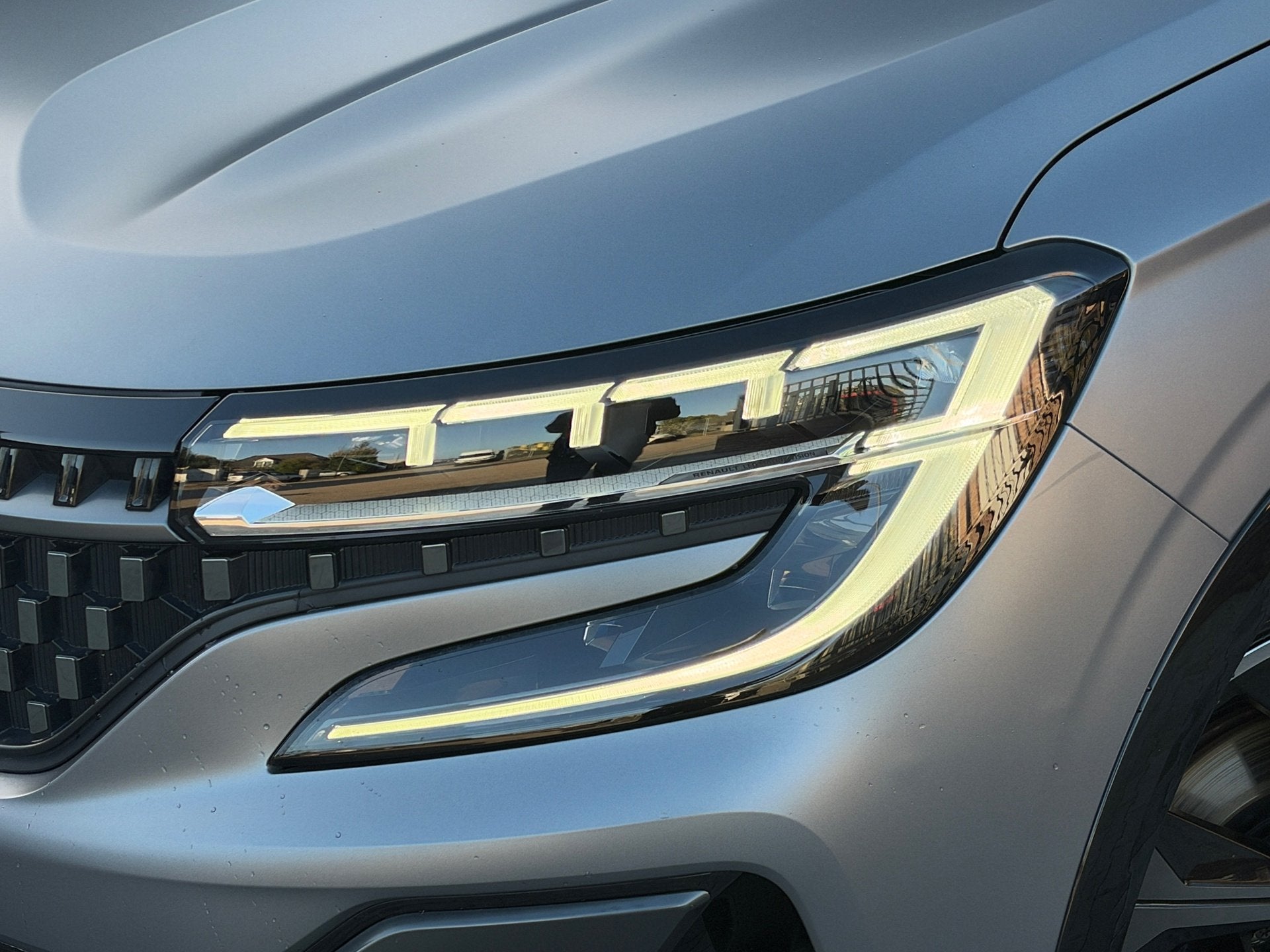 Renault AUSTRAL 1.2 E-Tech full hybrid 200PK Alpine Esprit |, Auto's, Gebruikt, 1492 kg, Bedrijf, Hybride Elektrisch/Benzine
