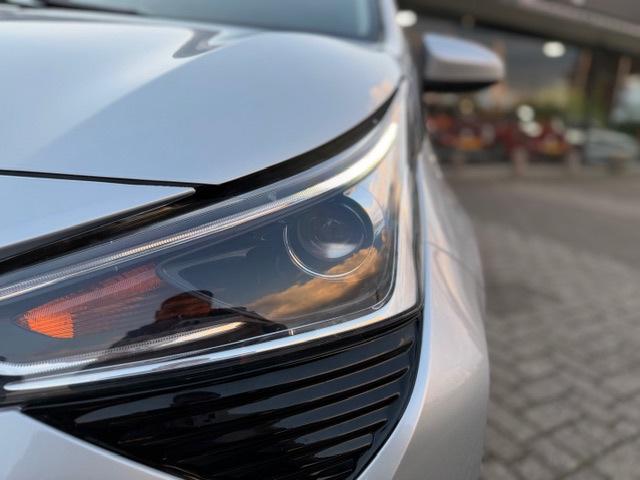 Toyota Aygo 1.0 VVT-i x-play Camera Automaat, Stof, LED verlichting, Bedrijf, 3 cilinders