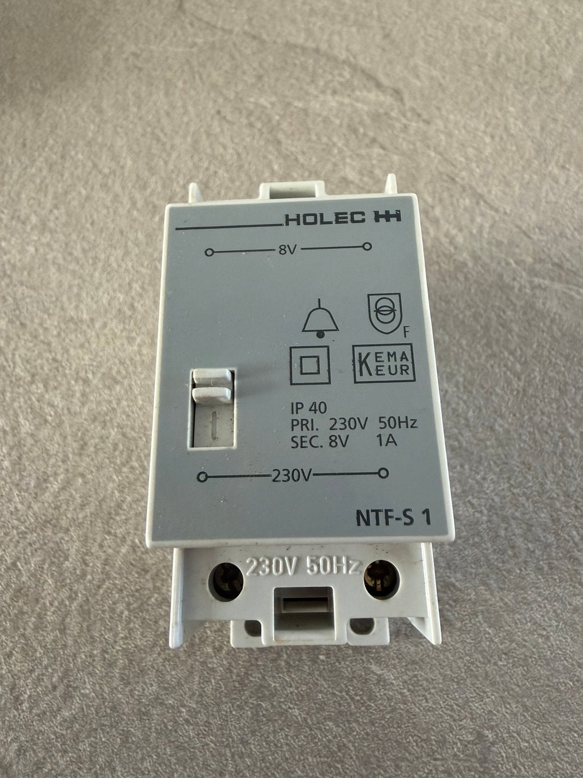 Beltrafo Holec IP40 PRI 230V 50Hz SEC. 8V  1A, Ophalen of Verzenden