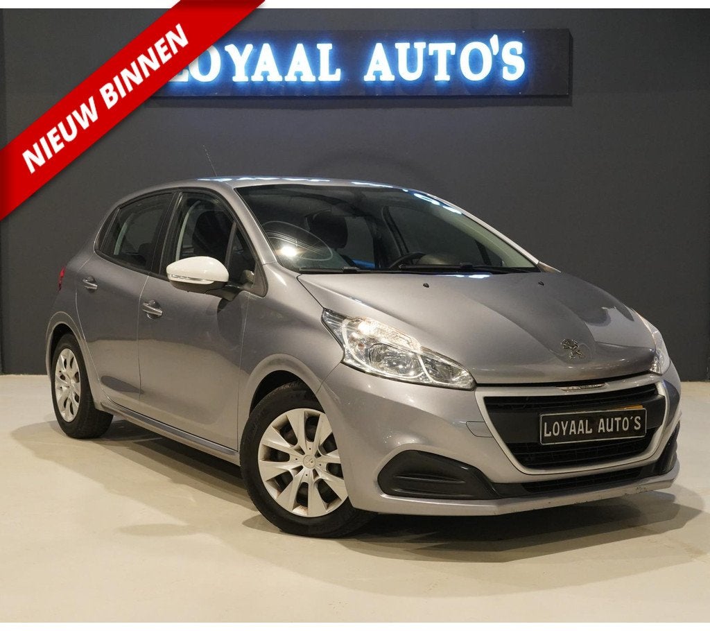 Peugeot 208 1.2 PureTech Like | CRUISE | AIRCO | BLEUTOOTH |, Auto's, Peugeot, 1199 cc, Met garantie (alle), 68 pk, Bedrijf