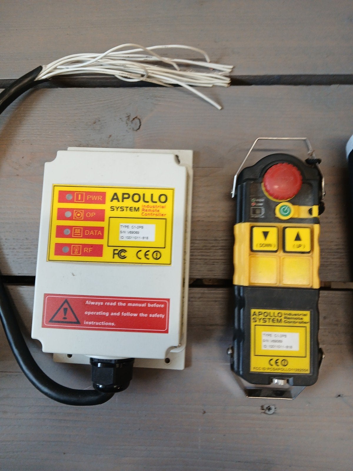 Apollo Industrieel Afstandsbedieningssysteem C1-2PB, Ophalen