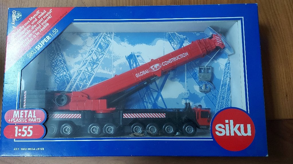 Siku 4311 Megalifter - rood, Ophalen of Verzenden, Zo goed als nieuw, Bus of Vrachtwagen, SIKU