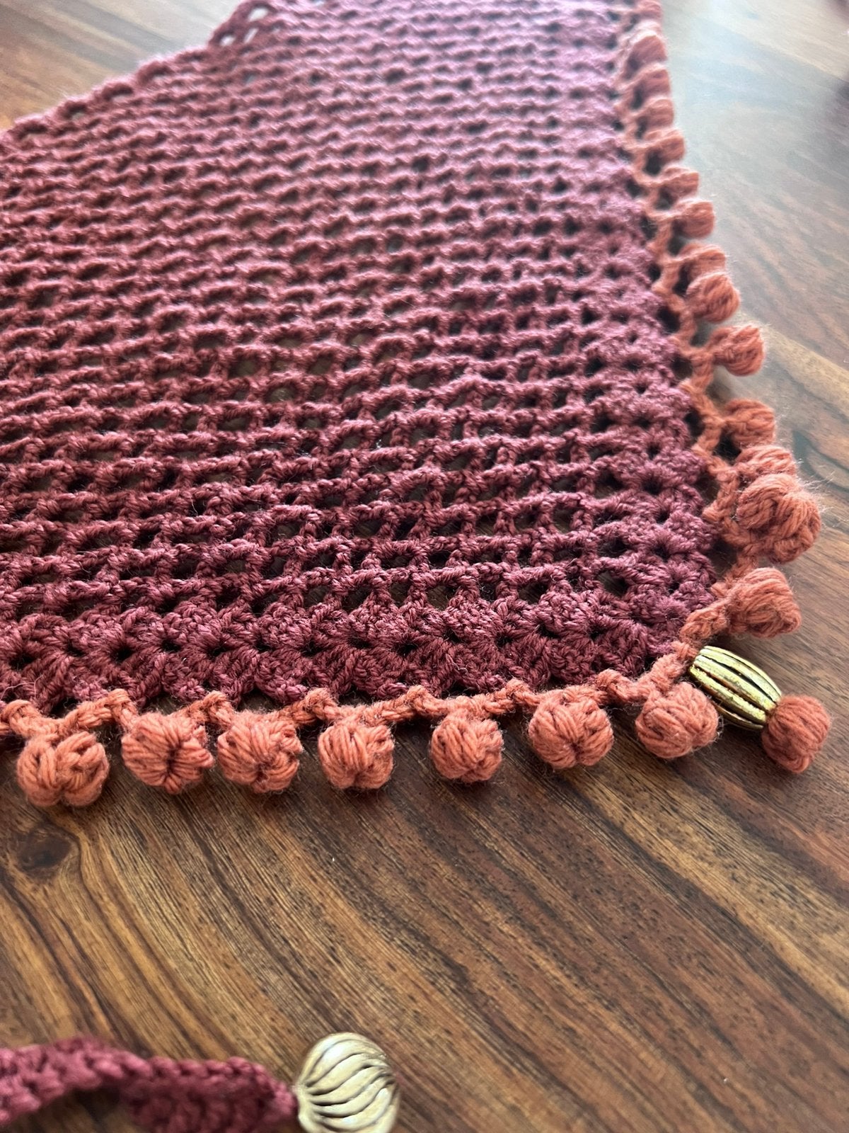 Gehaakte bandana met kwastjes en kralen, Ophalen of Verzenden, Nieuw