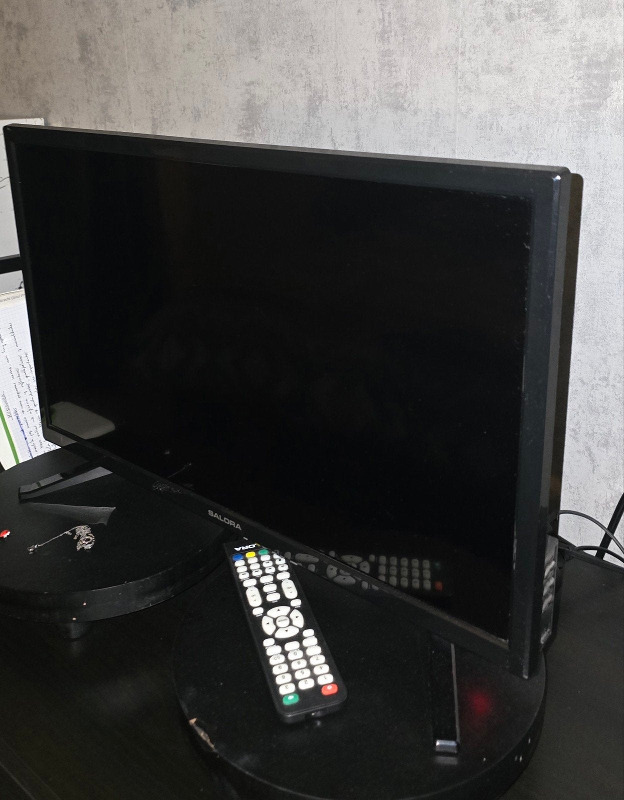 Salora TV met afstandsbediening, 60-80 cm, Ophalen, 50 Hz, HD Ready (720p), 60 tot 80 cm
