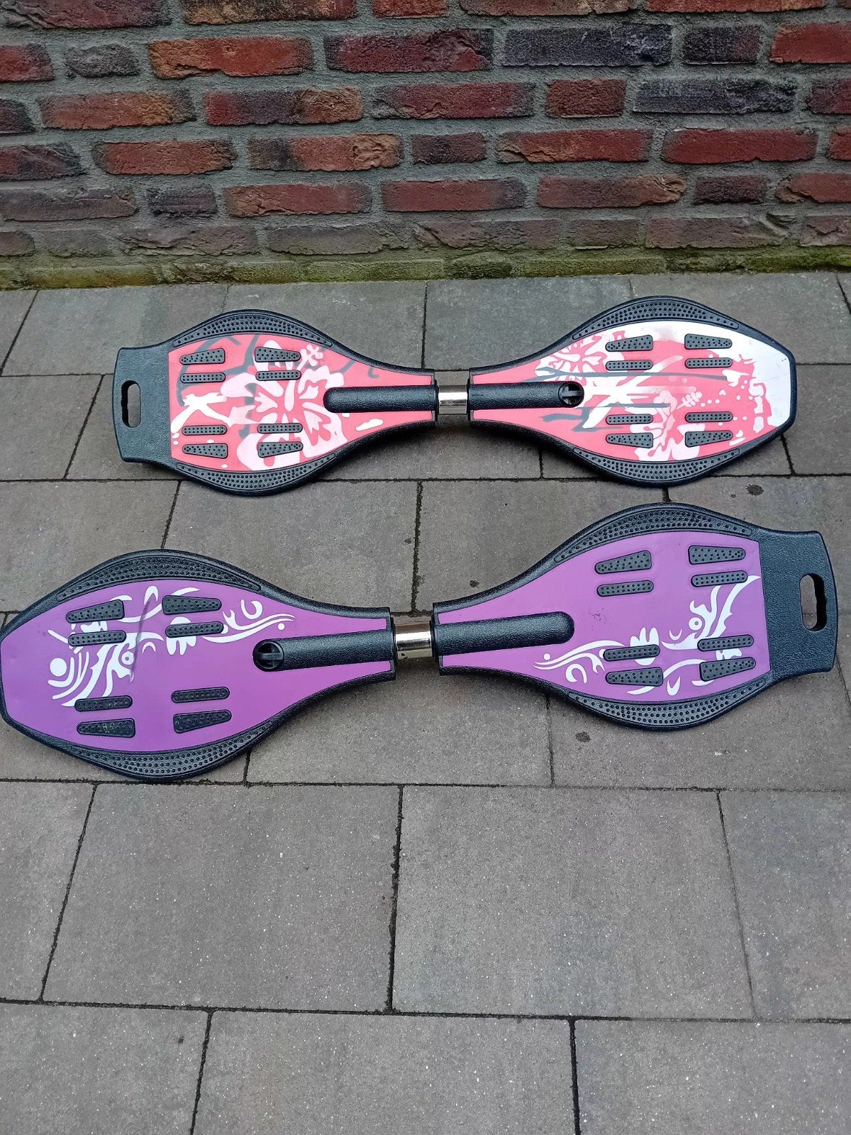 2 Waveboards inclusief bewaarhoezen, Ophalen, Zo goed als nieuw, Waveboard