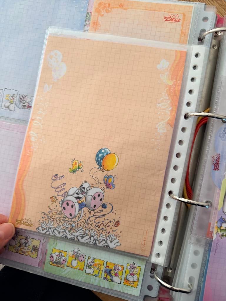 Diddl schrijfpapier en Losse Vellen - Diverse Ontwerpen, Verzamelen, Diddl, Ophalen of Verzenden, Diddl, Gebruikt, Papier, Kaart of Schrift