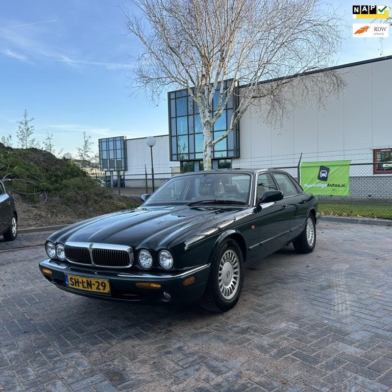 Jaguar Sovereign 3.2 V8 / Nette auto / APK oktober 2026, Lederen bekleding, Achterwielaandrijving, Gebruikt, Bedrijf