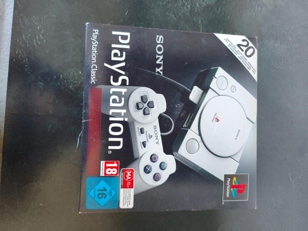 Sony PlayStation Classic, Spelcomputers en Games, Spelcomputers | Sony PlayStation 1, Ophalen of Verzenden, Nieuw, Met 2 controllers
