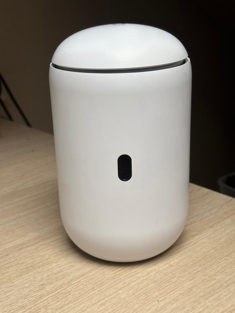 Unifi Dream Router met wifi 6, Computers en Software, Routers en Modems, Zo goed als nieuw, Ophalen of Verzenden