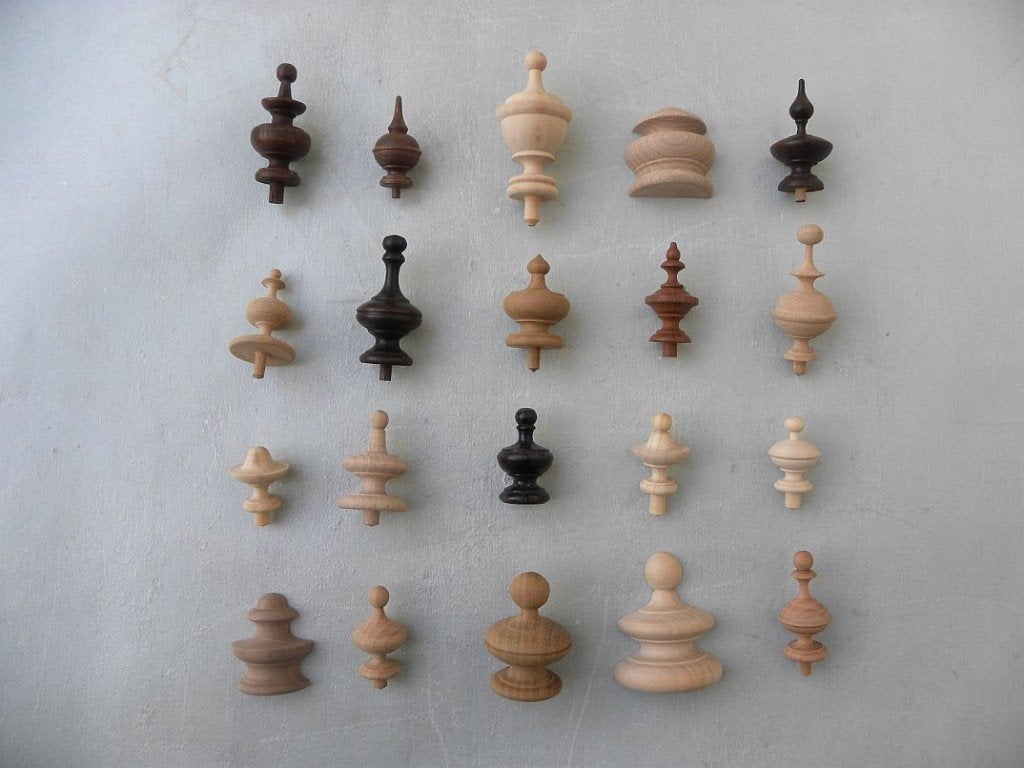 Doos met houten tollen, torens, Antiek en Kunst, Antiek | Klokken, Ophalen of Verzenden