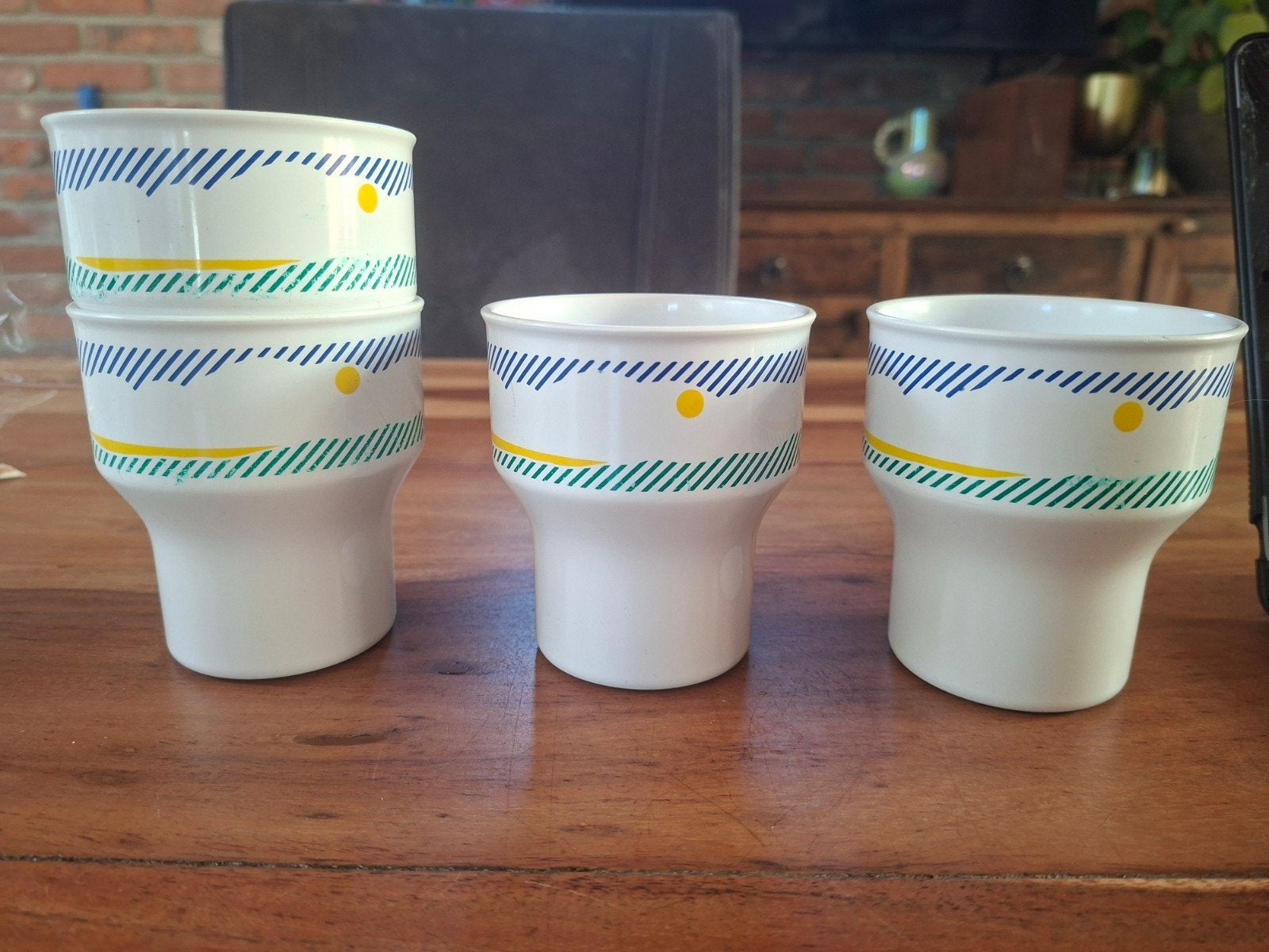4x mepal mok drinkbeker wit met motief, Caravans en Kamperen, Ophalen of Verzenden, Gebruikt