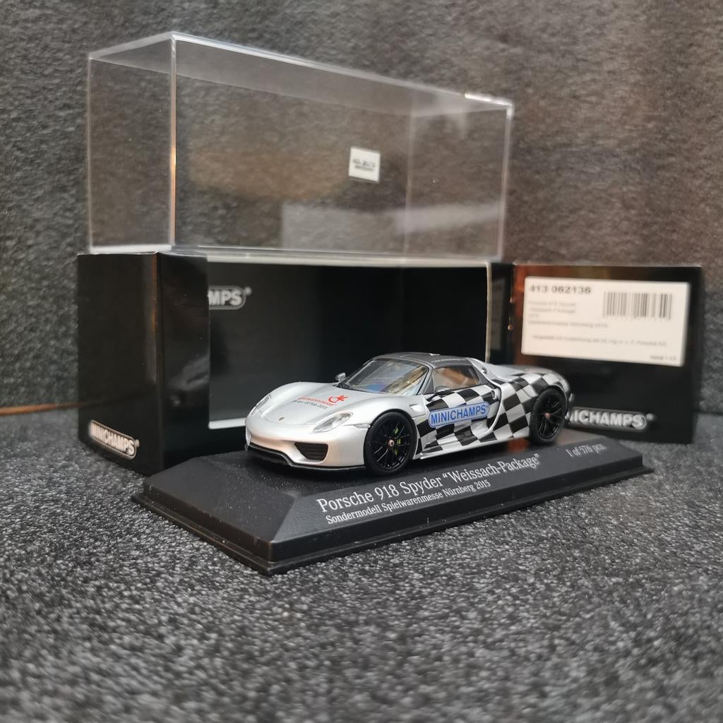 Minichamps Porsche 918 Weissach Spyder 2015 1:43, Hobby en Vrije tijd, Modelauto's | 1:18, Ophalen of Verzenden, Nieuw, Auto, MiniChamps