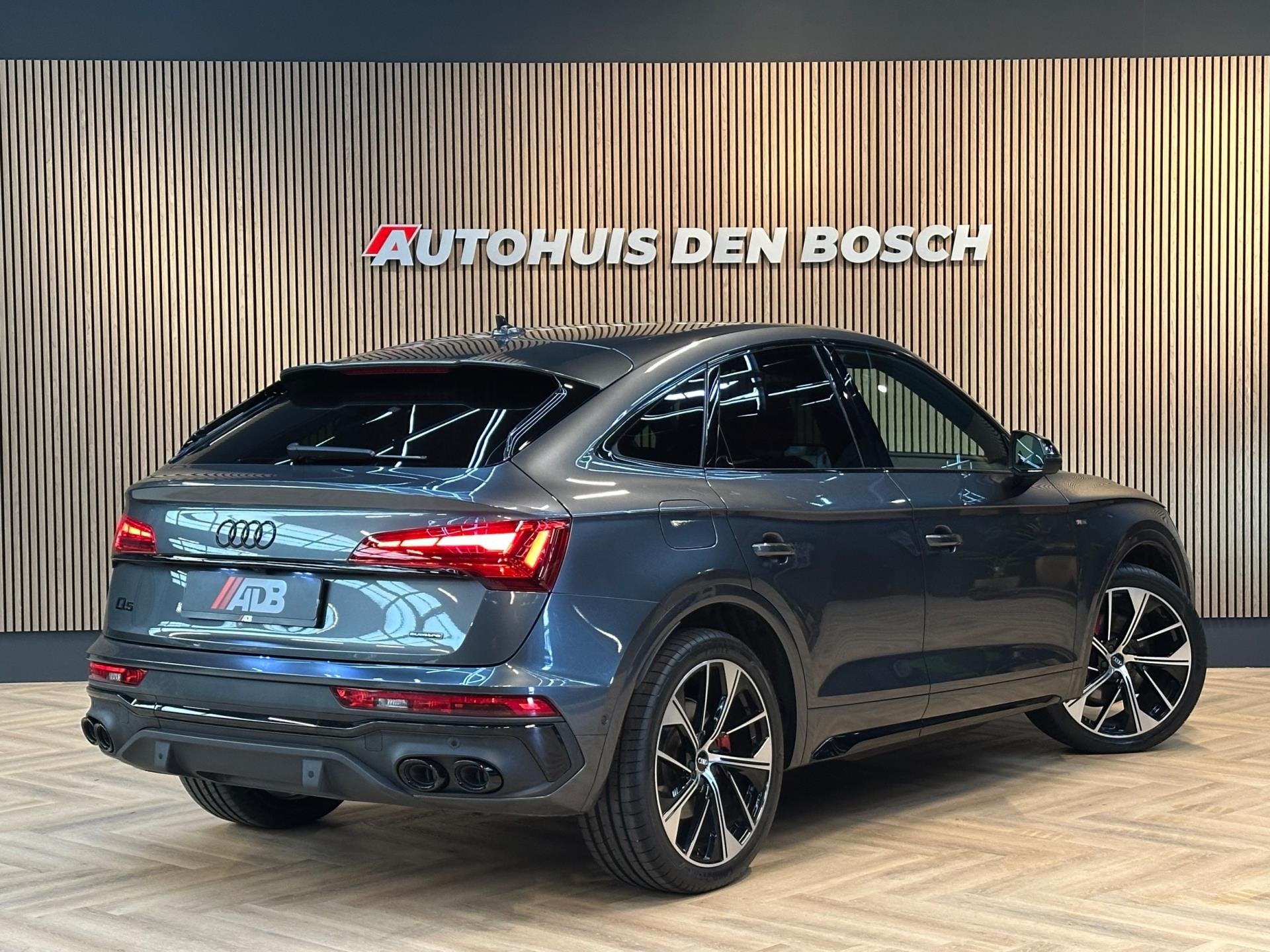 Audi Q5 Sportback 55 TFSI e Quattro S Line 367PK. Lucht - B&, Auto's, Audi, Automaat, Dealer onderhouden, Gebruikt, 4 cilinders