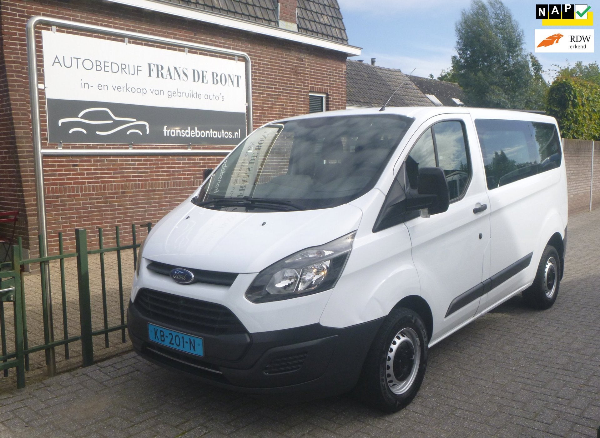 Ford Transit Custom 310 2.0 TDCI L1H1 Ambiente AIRCO 9 PERSO, Auto's, Voorwielaandrijving, 4 cilinders, 255 €/maand, Wit