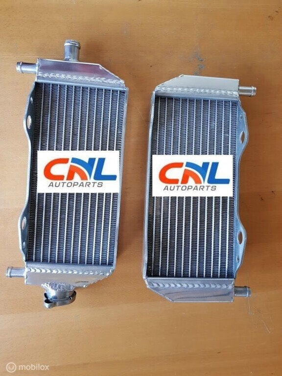 Radiateur Suzuki RM250 RM 250 2001-2008 02 03 04 05 06 07, Nieuw, Ophalen of Verzenden