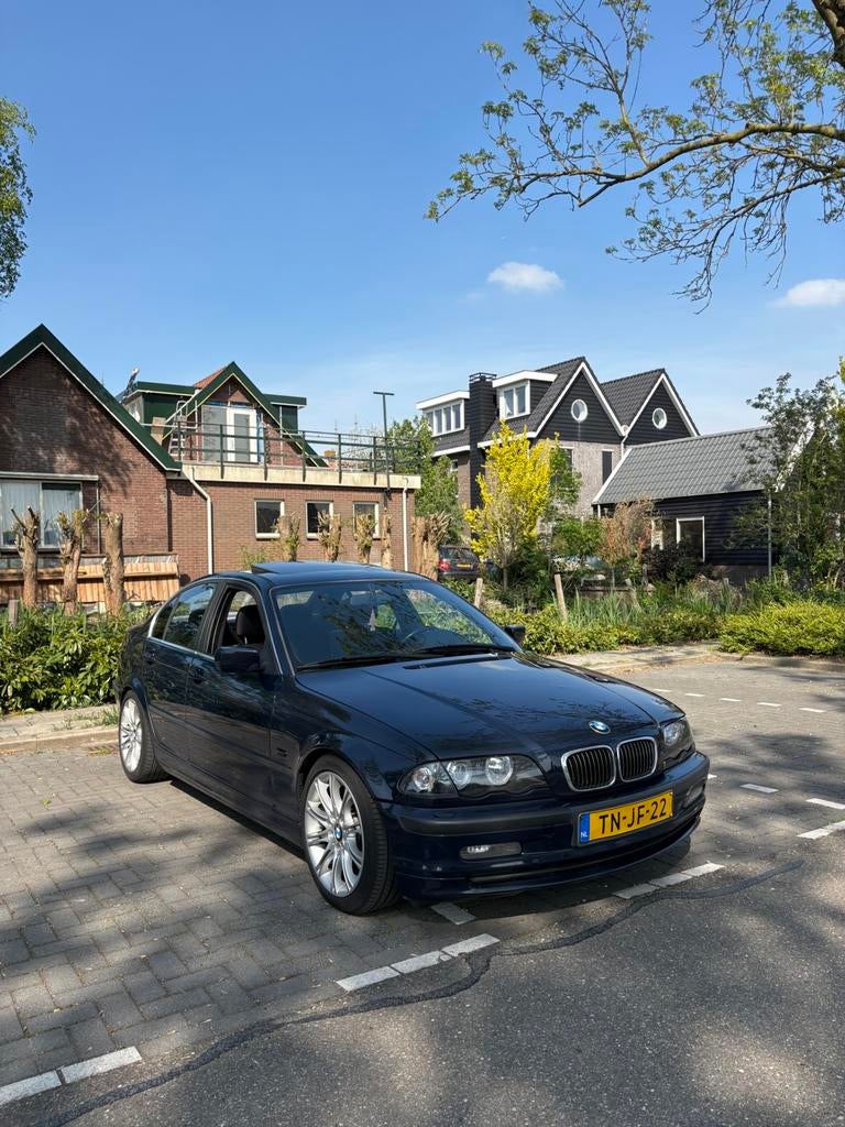 BMW 3-Serie 2.0 I 320 1998 Blauw, Blauw, 75 €/maand, Handgeschakeld, Particulier