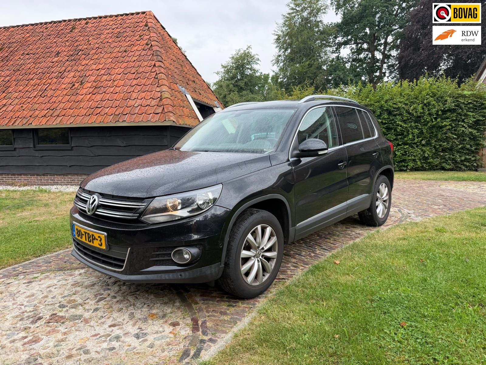 Volkswagen Tiguan 1.4 TSI Sport&Style-160 PK- NAVI-TREKHAAK-, Auto's, Volkswagen, Euro 5, Zwart, 4 cilinders, Zwart