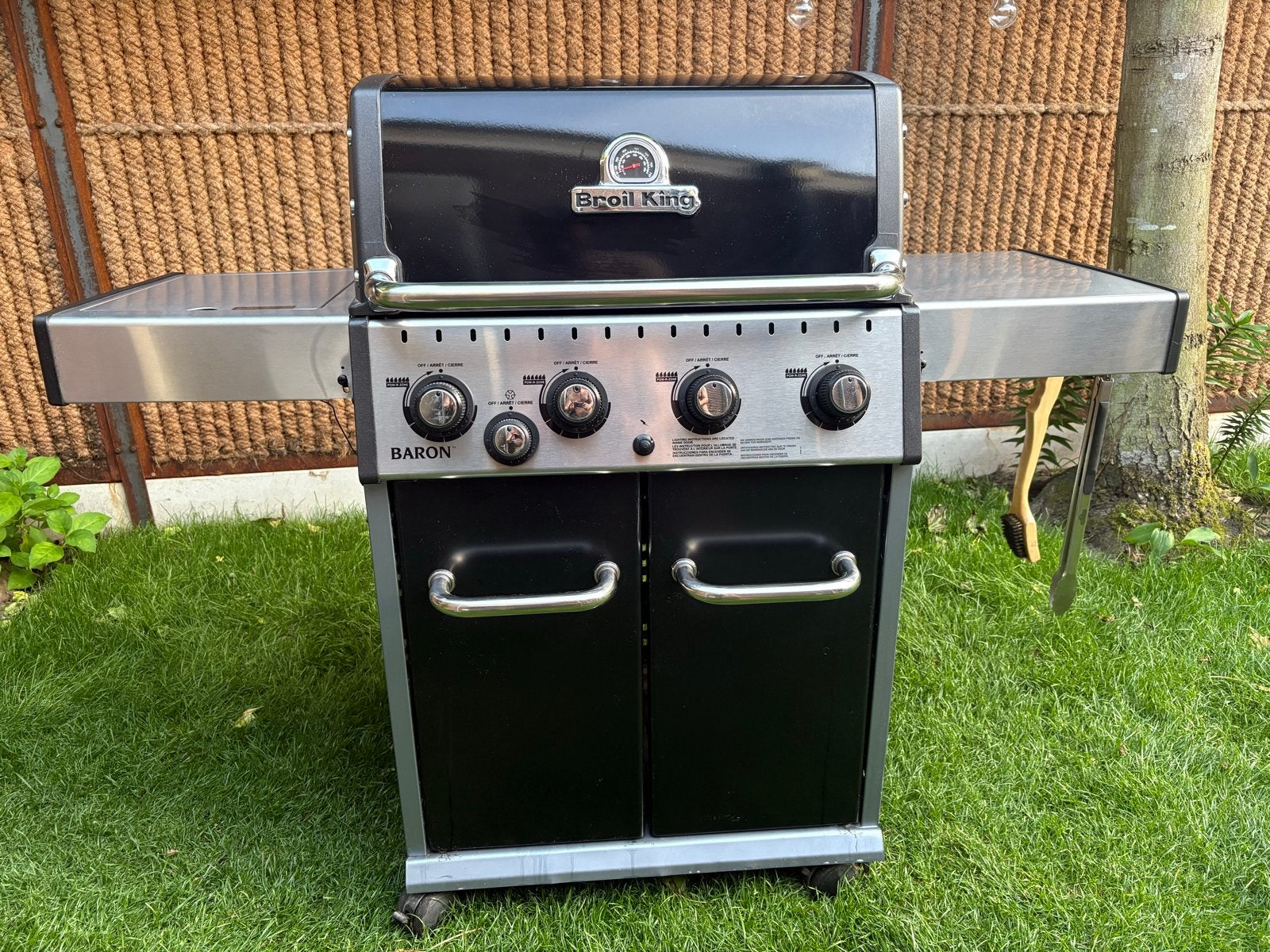 Broil King Baron 440 gasbarbecue + originele hoes + gasfles, Ophalen, Gebruikt