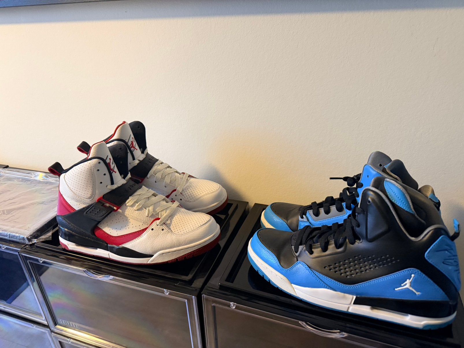 Nike air jordan flight maat 44, Ophalen of Verzenden, Zo goed als nieuw, Jongen of Meisje, Schoenen