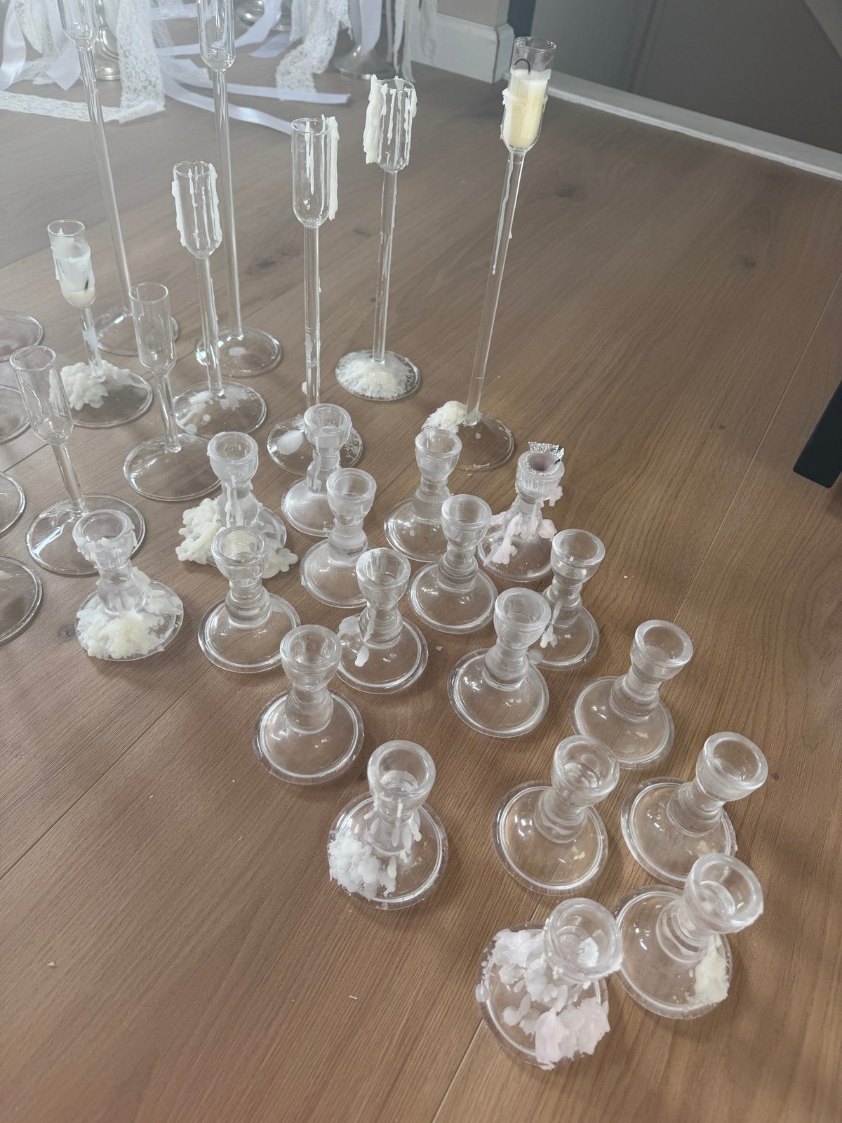 Diverse glazen kandelaren, 35 stuks voor bruiloft of etentje, Ophalen of Verzenden, Gebruikt, Glas, Kandelaar