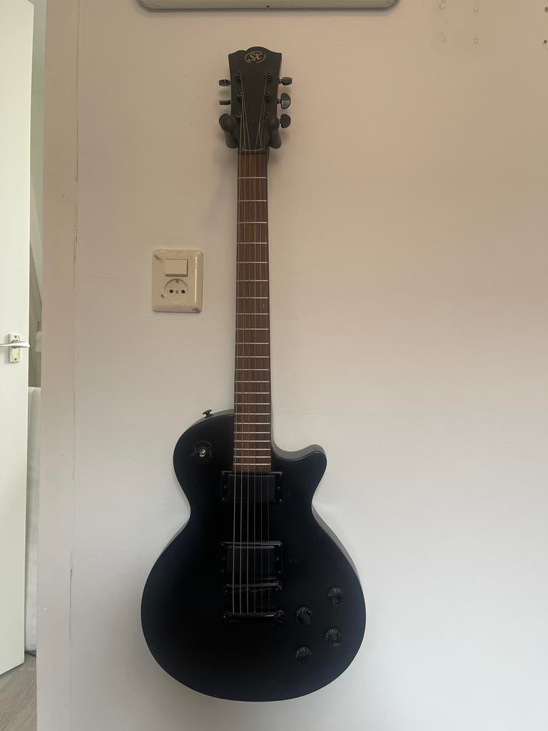 SX Elektrische Gitaar Zwart - Zo goed als nieuw, Muziek en Instrumenten, Snaarinstrumenten | Gitaren | Elektrisch, Ophalen of Verzenden