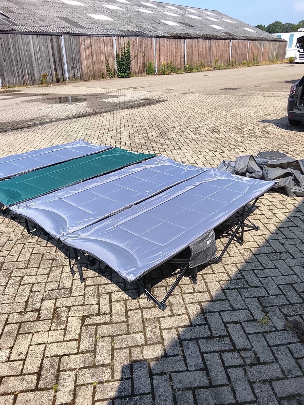 4x Tillvex inklapbare ligbedden 210x75 zgan, Caravans en Kamperen, Tillvex, ., Ophalen of Verzenden, Zo goed als nieuw