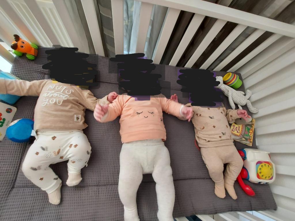 Tweeling box, Kinderen en Baby's, Boxen, Ophalen, Zo goed als nieuw, Rechthoekig, In hoogte verstelbaar