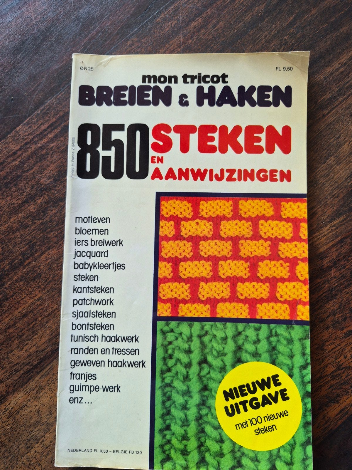 Vintage, 850 steken en aanwijzingen, breien en haken, Hobby en Vrije tijd, Ophalen of Verzenden, Gebruikt, Breien of Haken, Patroon of Boek