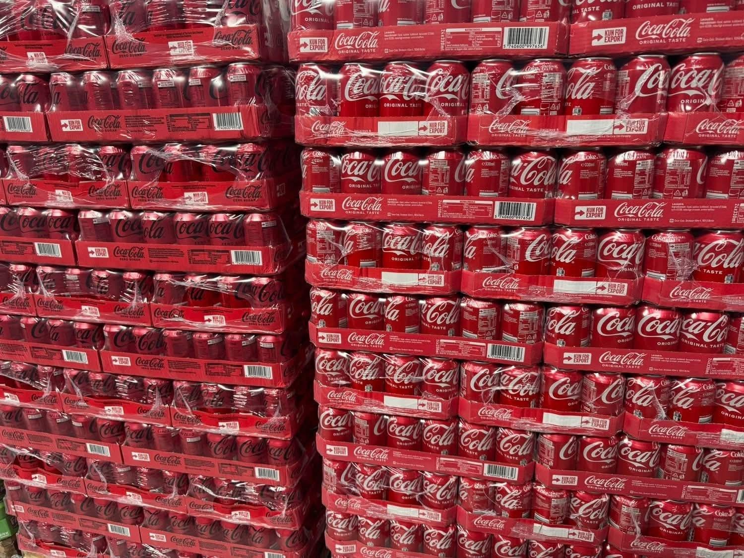 blikjes 24 stuks 33 cl.zonder statiegeld goede tht datum, Diversen, Levensmiddelen, Ophalen