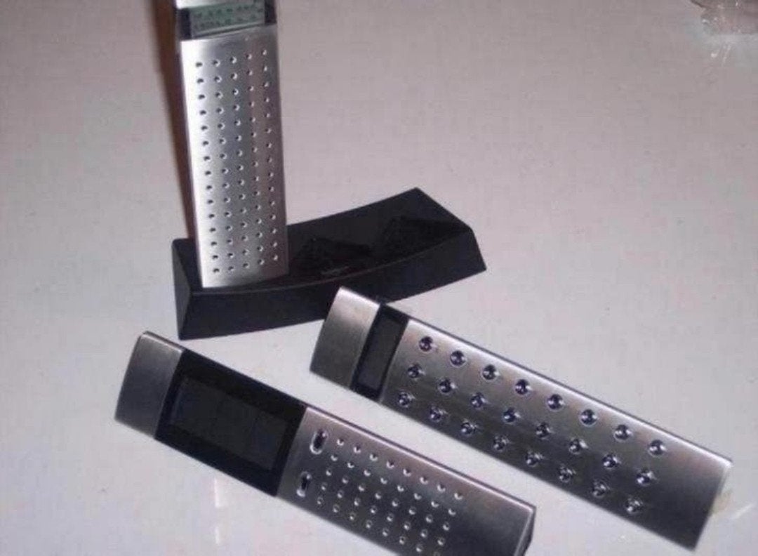 3 in 1 Tower AM FM Radio Digital Clock Full Function bieden, Ophalen of Verzenden, Zo goed als nieuw