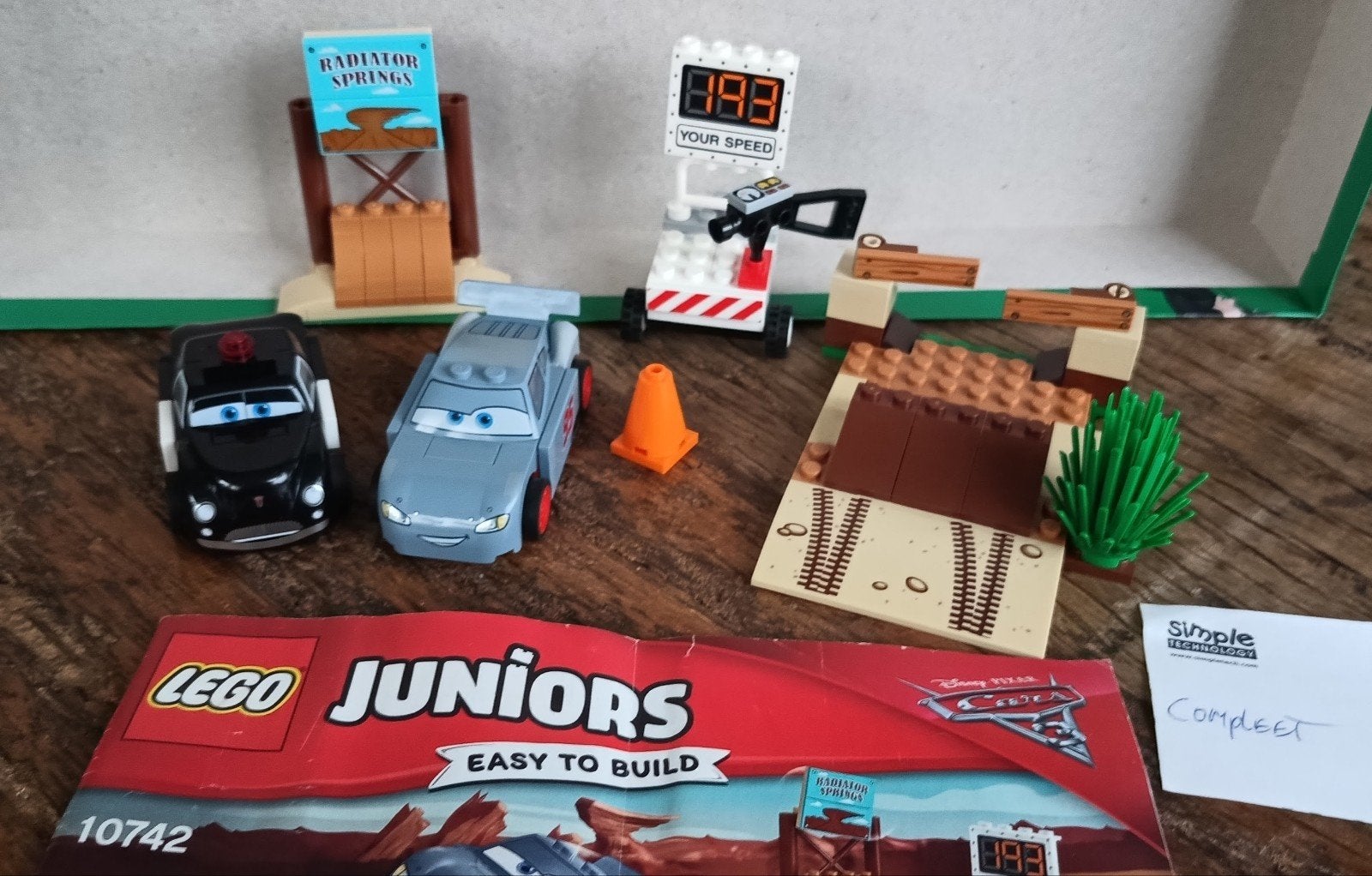 Lego Juniors 10742 Cars 3 - Compleet met instructieboekje, Gebruikt, Lego, Inclusief instructies, Ophalen of Verzenden