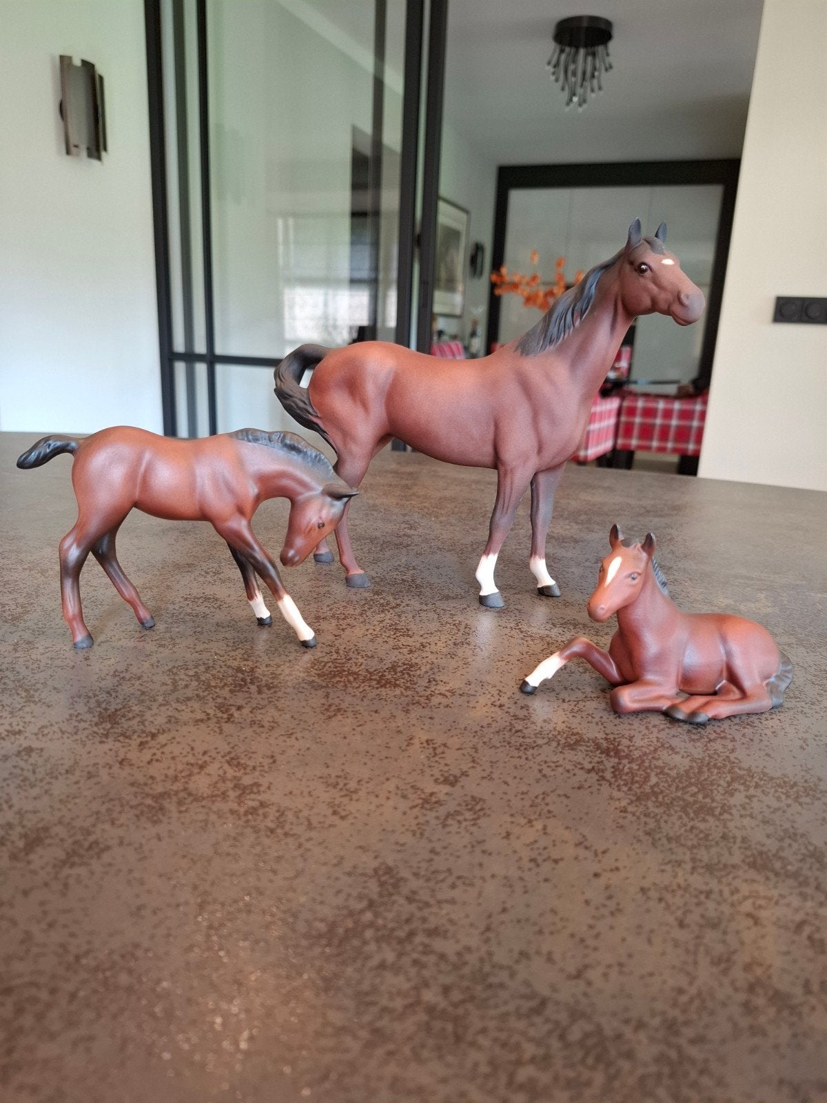 3 beelden paard: Merrie met twee veulens / Royal Doulton, Verzamelen, Ophalen, Zo goed als nieuw, Dier