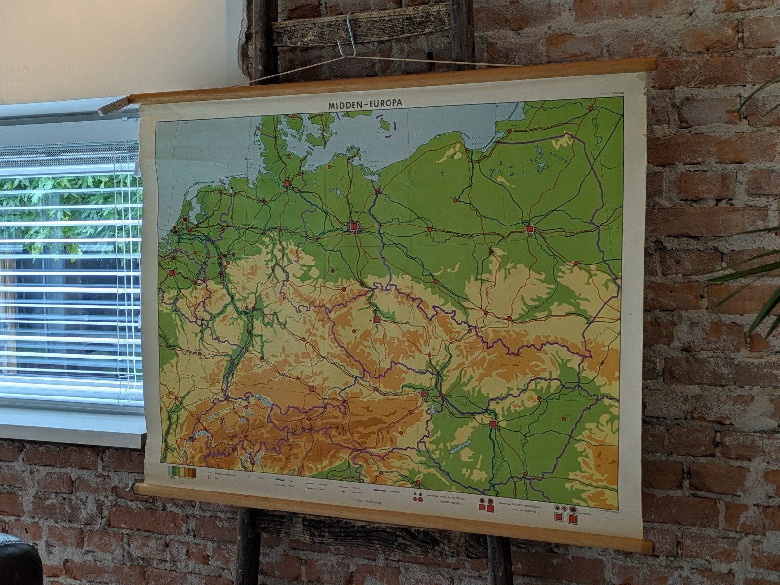 Vintage Schoolkaart Midden-Europa - Wandkaart (Jaren 70-80), Ophalen of Verzenden, Aardrijkskunde