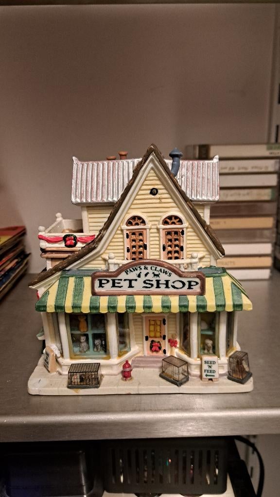 Lemax Paws & Claws pet shop (Z262-97), Ophalen of Verzenden, Zo goed als nieuw