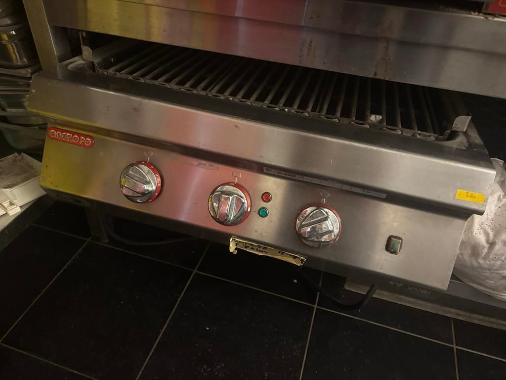 Angelo Po Professionele Grill - Horeca Keukenapparatuur, Zakelijke goederen, Horeca | Keukenapparatuur, Ophalen, Gebruikt, Fornuis, Frituur en Grillen